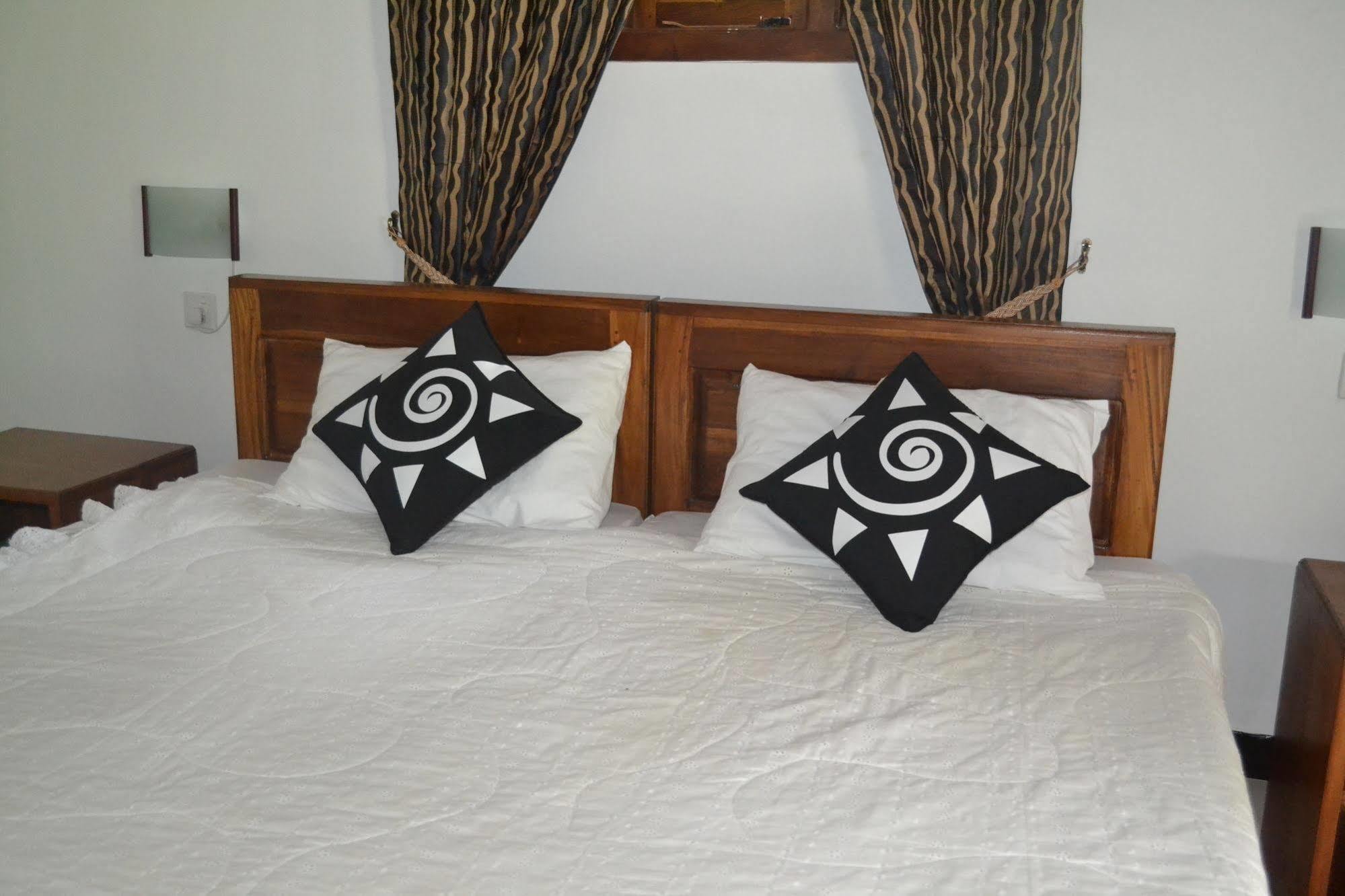 Sigiri Holiday Inn Inamaluwa Zewnętrze zdjęcie